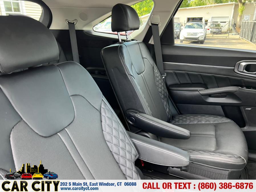 2022 Kia Sorento SX Prestige FWD, available for sale in East Windsor, Connecticut | Car City LLC. East Windsor, Connecticut 2022 Kia Sorento SX Prestige FWD, available for sale in East Windsor, Connecticut | Car City LLC. East Windsor, Connecticut