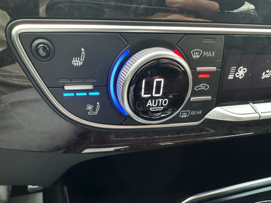 2017 Audi Q7 3.0 TFSI Premium Plus, available for sale in Paterson, New Jersey | DZ Automall. Paterson, New Jersey 2017 Audi Q7 3.0 TFSI Premium Plus, available for sale in Paterson, New Jersey | DZ Automall. Paterson, New Jersey