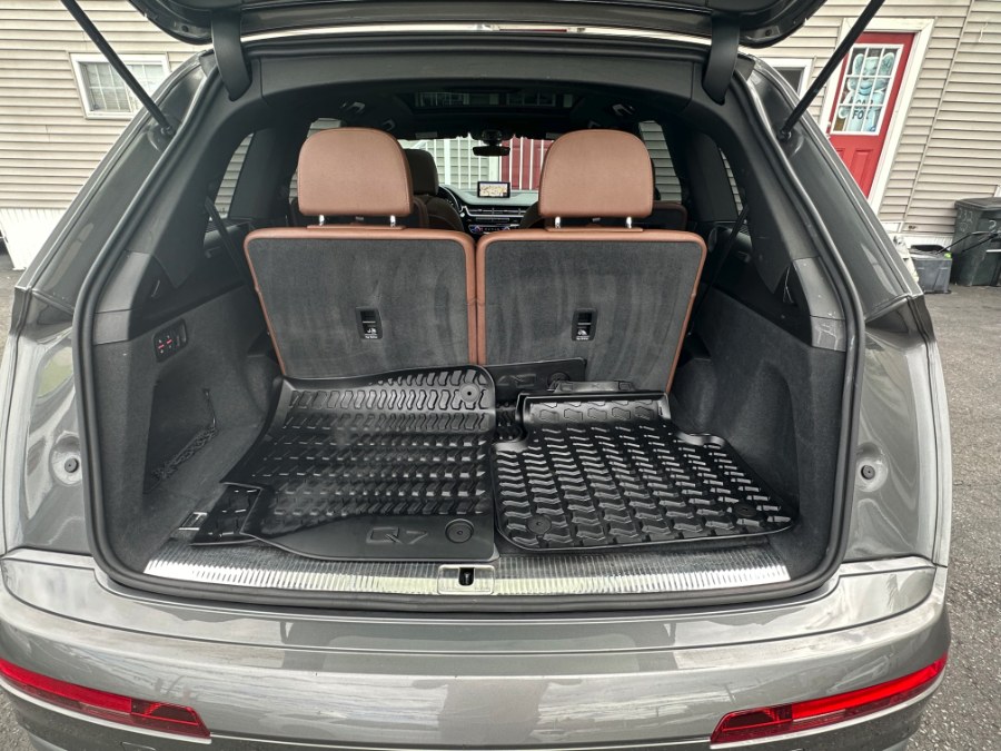 2017 Audi Q7 3.0 TFSI Premium Plus, available for sale in Paterson, New Jersey | DZ Automall. Paterson, New Jersey 2017 Audi Q7 3.0 TFSI Premium Plus, available for sale in Paterson, New Jersey | DZ Automall. Paterson, New Jersey