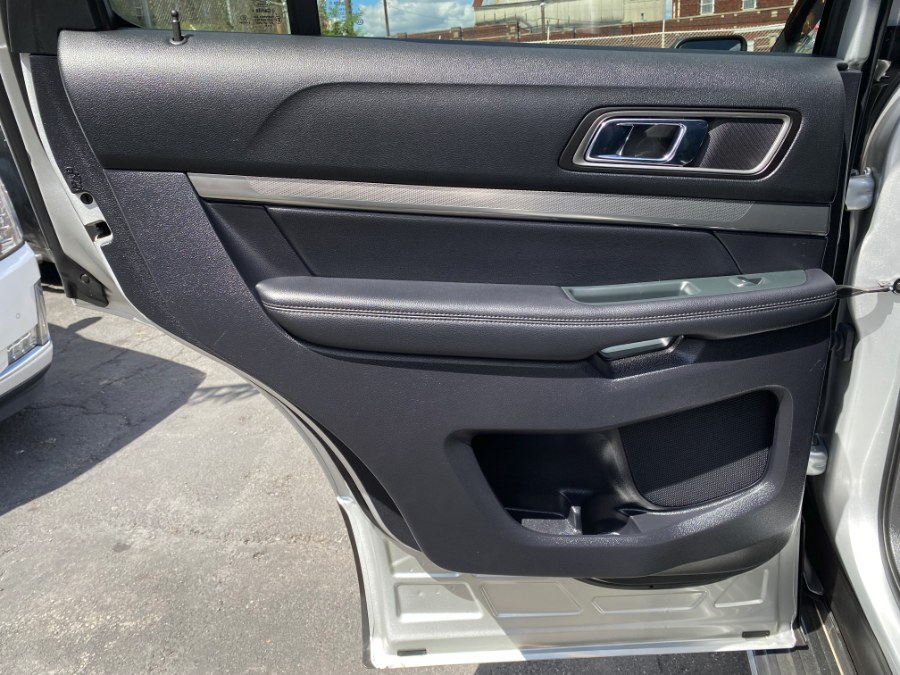 2019 Ford Explorer XLT 4WD, available for sale in Paterson, New Jersey | DZ Automall. Paterson, New Jersey 2019 Ford Explorer XLT 4WD, available for sale in Paterson, New Jersey | DZ Automall. Paterson, New Jersey
