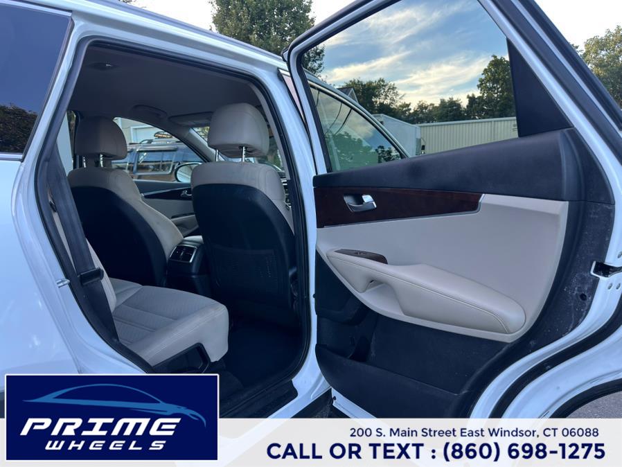 2017 Kia Sorento LX V6 AWD, available for sale in East Windsor, Connecticut | Prime Wheels. East Windsor, Connecticut 2017 Kia Sorento LX V6 AWD, available for sale in East Windsor, Connecticut | Prime Wheels. East Windsor, Connecticut