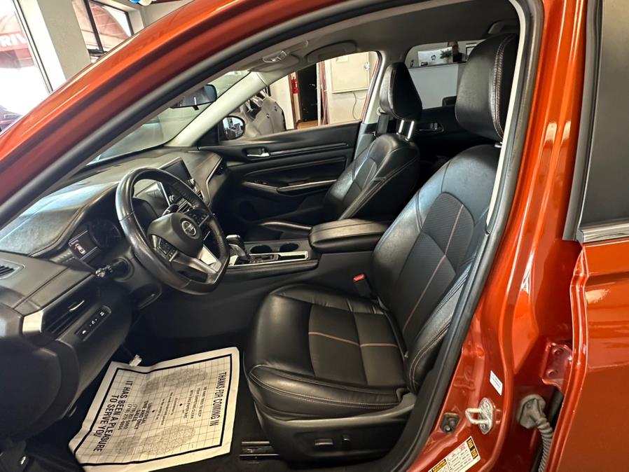 2022 Nissan Altima 2.5 SR Sedan, available for sale in Inwood, New York | 5 Towns Drive. Inwood, New York 2022 Nissan Altima 2.5 SR Sedan, available for sale in Inwood, New York | 5 Towns Drive. Inwood, New York