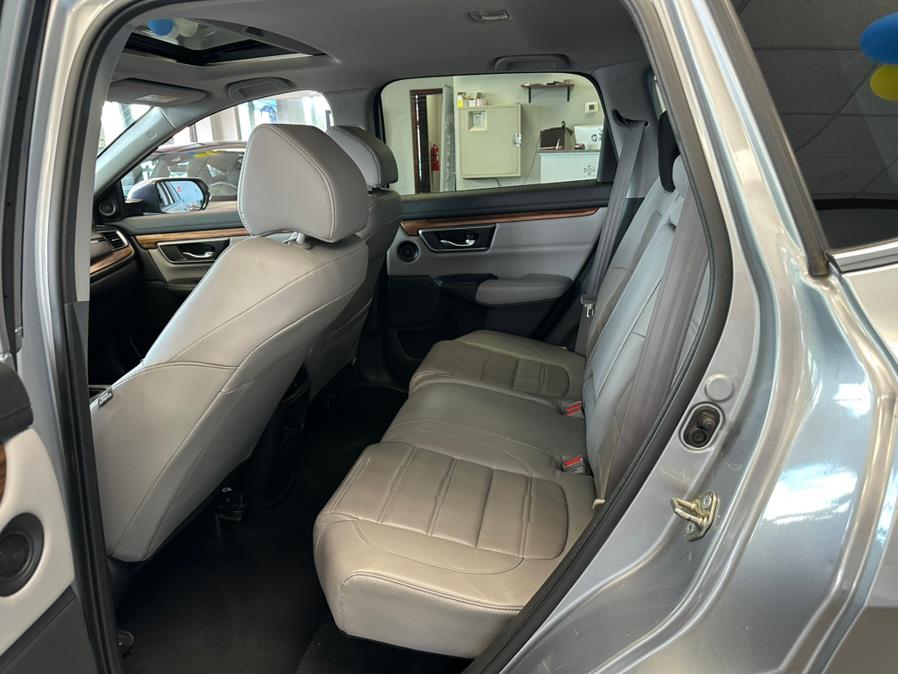 2017 Honda CR-V EX-L AWD w/Navi, available for sale in Inwood, New York | 5 Towns Drive. Inwood, New York 2017 Honda CR-V EX-L AWD w/Navi, available for sale in Inwood, New York | 5 Towns Drive. Inwood, New York