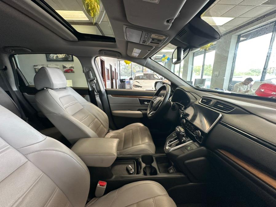 2017 Honda CR-V EX-L AWD w/Navi, available for sale in Inwood, New York | 5 Towns Drive. Inwood, New York 2017 Honda CR-V EX-L AWD w/Navi, available for sale in Inwood, New York | 5 Towns Drive. Inwood, New York