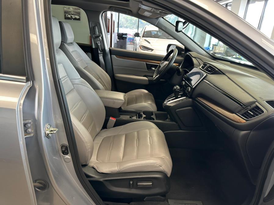 2017 Honda CR-V EX-L AWD w/Navi, available for sale in Inwood, New York | 5 Towns Drive. Inwood, New York 2017 Honda CR-V EX-L AWD w/Navi, available for sale in Inwood, New York | 5 Towns Drive. Inwood, New York