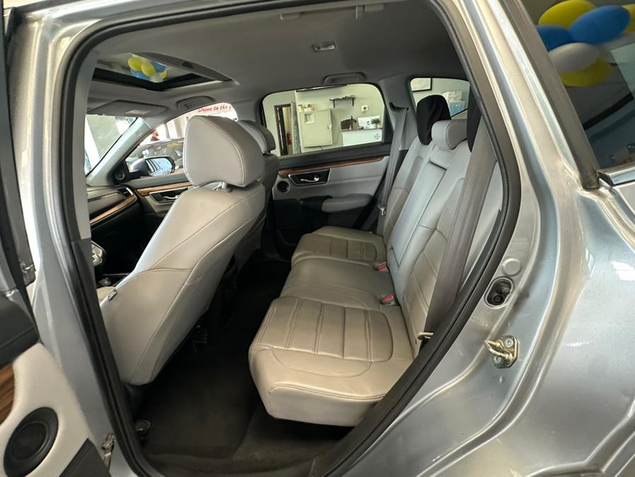 2017 Honda CR-V EX-L AWD w/Navi, available for sale in Inwood, New York | 5 Towns Drive. Inwood, New York 2017 Honda CR-V EX-L AWD w/Navi, available for sale in Inwood, New York | 5 Towns Drive. Inwood, New York