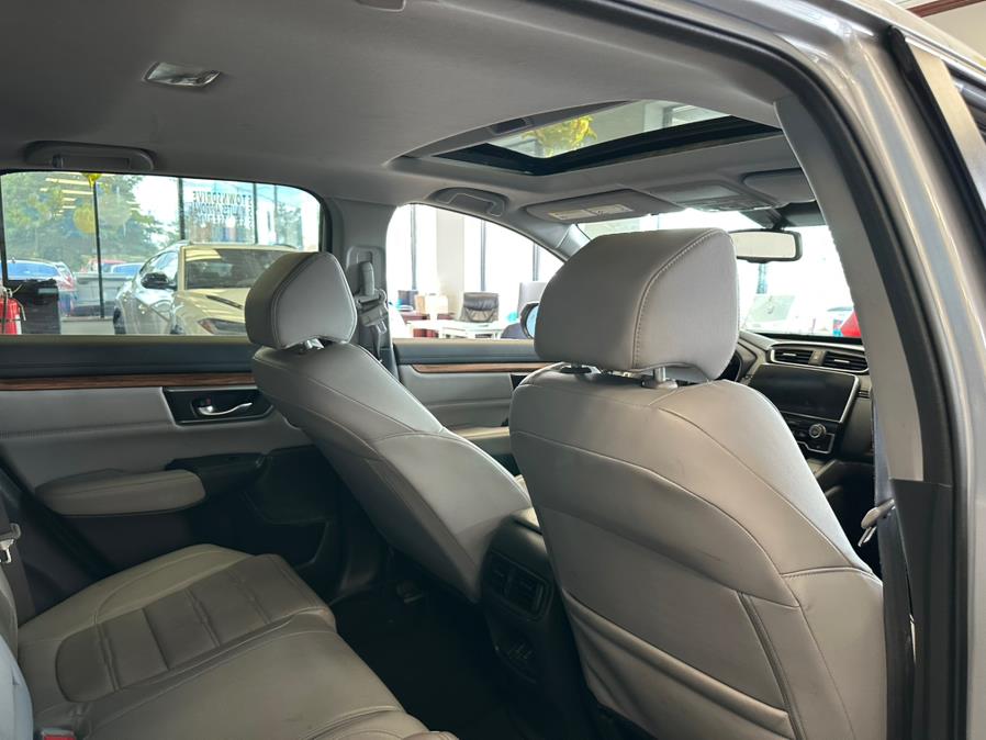 2017 Honda CR-V EX-L AWD w/Navi, available for sale in Inwood, New York | 5 Towns Drive. Inwood, New York 2017 Honda CR-V EX-L AWD w/Navi, available for sale in Inwood, New York | 5 Towns Drive. Inwood, New York