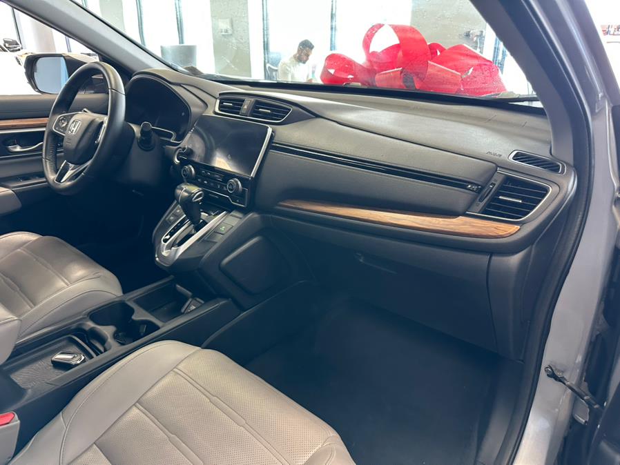 2017 Honda CR-V EX-L AWD w/Navi, available for sale in Inwood, New York | 5 Towns Drive. Inwood, New York 2017 Honda CR-V EX-L AWD w/Navi, available for sale in Inwood, New York | 5 Towns Drive. Inwood, New York