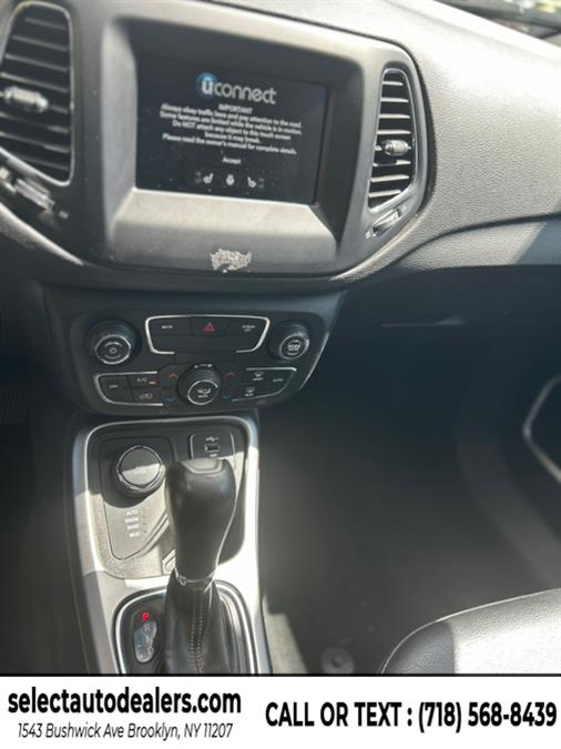 2019 Jeep Compass Latitude 4x4, available for sale in Brooklyn, New York | Select Auto Dealers Corp. Brooklyn, New York 2019 Jeep Compass Latitude 4x4, available for sale in Brooklyn, New York | Select Auto Dealers Corp. Brooklyn, New York