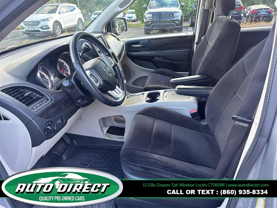 2013 Dodge Grand Caravan 4dr Wgn SXT, available for sale in Windsor Locks, Connecticut | Auto Direct LLC. Windsor Locks, Connecticut 2013 Dodge Grand Caravan 4dr Wgn SXT, available for sale in Windsor Locks, Connecticut | Auto Direct LLC. Windsor Locks, Connecticut