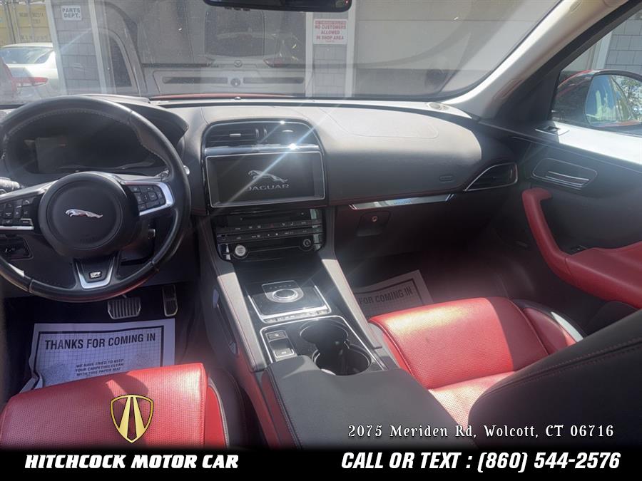 2017 Jaguar F-pace 35t R-Sport, available for sale in Wolcott, Connecticut | Hitchcock Motor Car. Wolcott, Connecticut 2017 Jaguar F-pace 35t R-Sport, available for sale in Wolcott, Connecticut | Hitchcock Motor Car. Wolcott, Connecticut