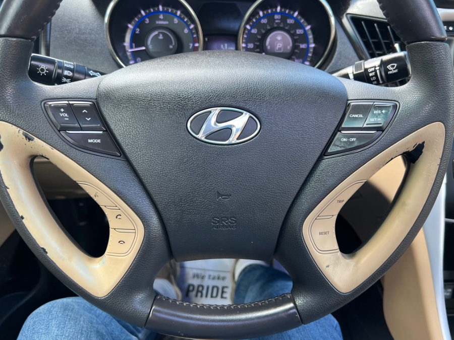 2012 Hyundai Sonata 4dr Sdn 2.4L Auto Limited, available for sale in Westfield, Massachusetts | Auto Wings Cop. Westfield, Massachusetts 2012 Hyundai Sonata 4dr Sdn 2.4L Auto Limited, available for sale in Westfield, Massachusetts | Auto Wings Cop. Westfield, Massachusetts