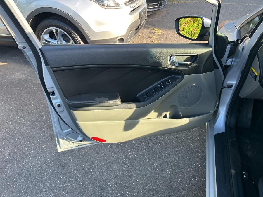 2015 Kia Forte 4dr Sdn Auto LX, available for sale in Vernon Rockville, Connecticut | Vernon Motor Cars. Vernon Rockville, Connecticut 2015 Kia Forte 4dr Sdn Auto LX, available for sale in Vernon Rockville, Connecticut | Vernon Motor Cars. Vernon Rockville, Connecticut