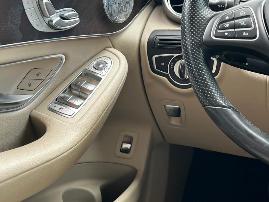 2019 Mercedes-Benz GLC GLC 300 4MATIC SUV, available for sale in Irvington, New Jersey | Elis Motors Corp. Irvington, New Jersey 2019 Mercedes-Benz GLC GLC 300 4MATIC SUV, available for sale in Irvington, New Jersey | Elis Motors Corp. Irvington, New Jersey