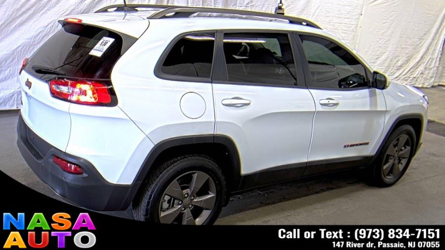 2016 Jeep Cherokee 4WD 4dr Latitude, available for sale in Passaic, New Jersey | Nasa Auto. Passaic, New Jersey 2016 Jeep Cherokee 4WD 4dr Latitude, available for sale in Passaic, New Jersey | Nasa Auto. Passaic, New Jersey