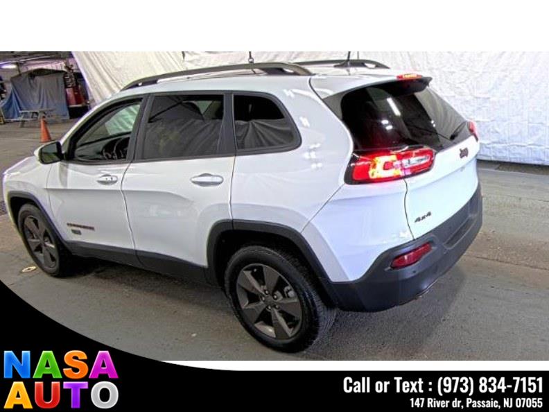 2016 Jeep Cherokee 4WD 4dr Latitude, available for sale in Passaic, New Jersey | Nasa Auto. Passaic, New Jersey 2016 Jeep Cherokee 4WD 4dr Latitude, available for sale in Passaic, New Jersey | Nasa Auto. Passaic, New Jersey