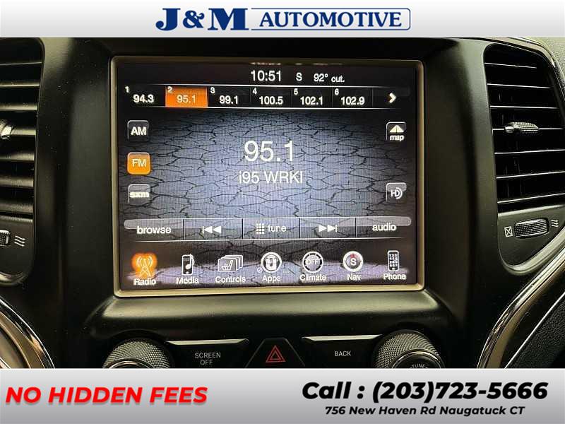 2015 Jeep Grand Cherokee Limited, available for sale in Naugatuck, Connecticut | J&M Automotive Sls&Svc LLC. Naugatuck, Connecticut 2015 Jeep Grand Cherokee Limited, available for sale in Naugatuck, Connecticut | J&M Automotive Sls&Svc LLC. Naugatuck, Connecticut