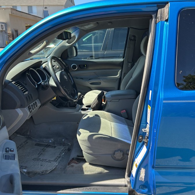 2009 Toyota Tacoma 4WD Access I4 MT (Natl), available for sale in Naugatuck, Connecticut | Riverside Motorcars, LLC. Naugatuck, Connecticut 2009 Toyota Tacoma 4WD Access I4 MT (Natl), available for sale in Naugatuck, Connecticut | Riverside Motorcars, LLC. Naugatuck, Connecticut