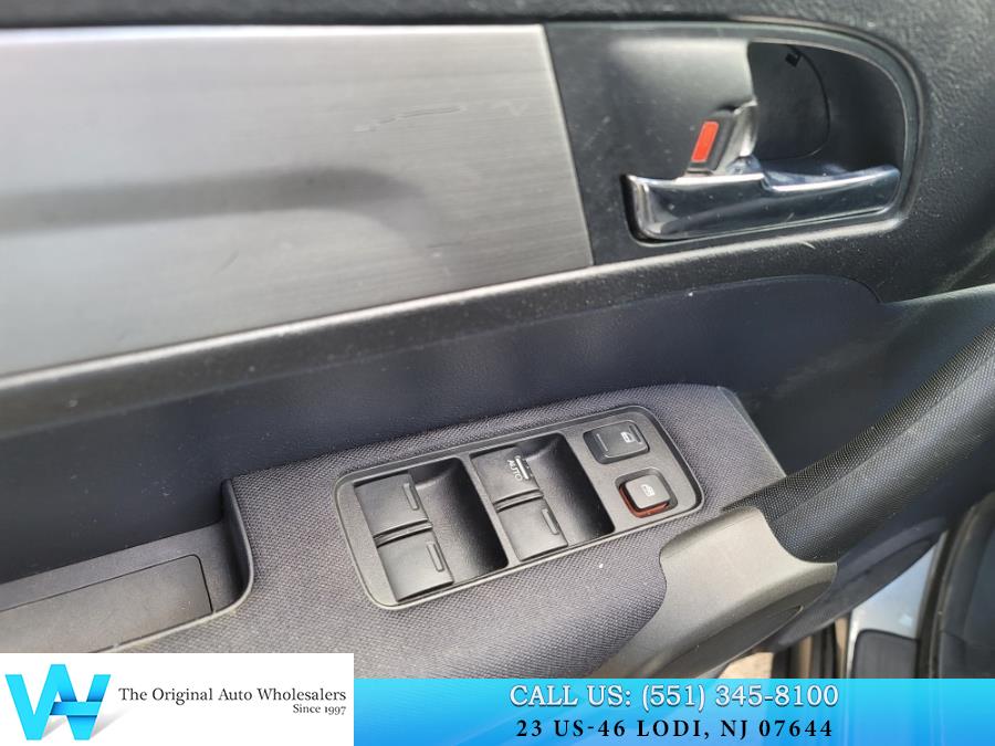 2010 Honda CR-V 4WD 5dr LX, available for sale in Lodi, New Jersey | AW Auto & Truck Wholesalers, Inc. Lodi, New Jersey 2010 Honda CR-V 4WD 5dr LX, available for sale in Lodi, New Jersey | AW Auto & Truck Wholesalers, Inc. Lodi, New Jersey
