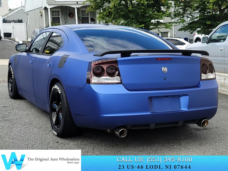 2010 Dodge Charger R/T photo 4