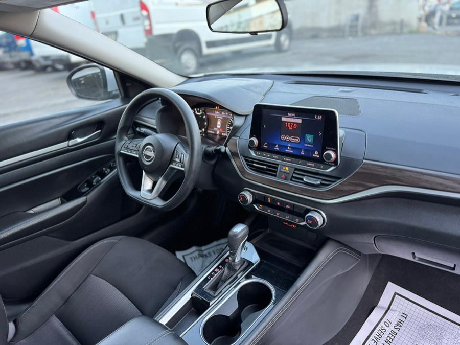 2023 Nissan Altima 2.5 SV Sedan, available for sale in Irvington, New Jersey | RT 603 Auto Mall. Irvington, New Jersey 2023 Nissan Altima 2.5 SV Sedan, available for sale in Irvington, New Jersey | RT 603 Auto Mall. Irvington, New Jersey