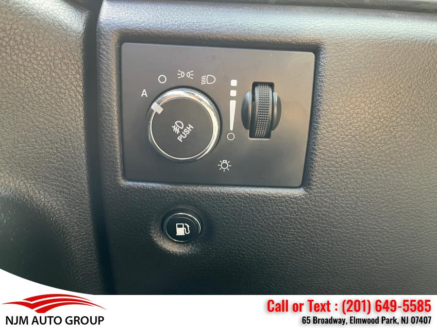 2014 Jeep Grand Cherokee 4WD 4dr Limited, available for sale in Elmwood Park, New Jersey | NJM Auto Group. Elmwood Park, New Jersey 2014 Jeep Grand Cherokee 4WD 4dr Limited, available for sale in Elmwood Park, New Jersey | NJM Auto Group. Elmwood Park, New Jersey