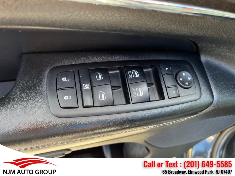 2014 Jeep Grand Cherokee 4WD 4dr Limited, available for sale in Elmwood Park, New Jersey | NJM Auto Group. Elmwood Park, New Jersey 2014 Jeep Grand Cherokee 4WD 4dr Limited, available for sale in Elmwood Park, New Jersey | NJM Auto Group. Elmwood Park, New Jersey