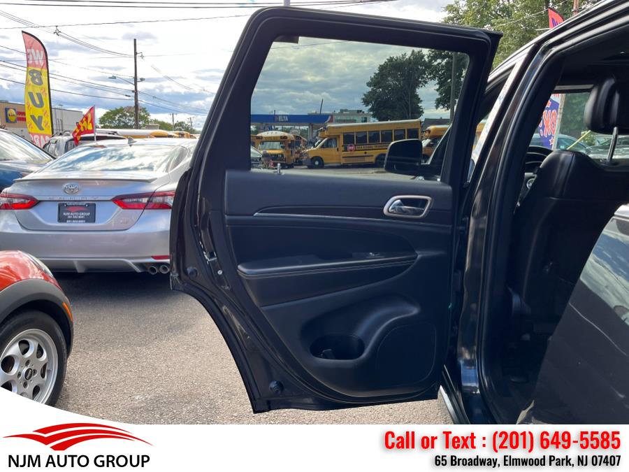 2014 Jeep Grand Cherokee 4WD 4dr Limited, available for sale in Elmwood Park, New Jersey | NJM Auto Group. Elmwood Park, New Jersey 2014 Jeep Grand Cherokee 4WD 4dr Limited, available for sale in Elmwood Park, New Jersey | NJM Auto Group. Elmwood Park, New Jersey