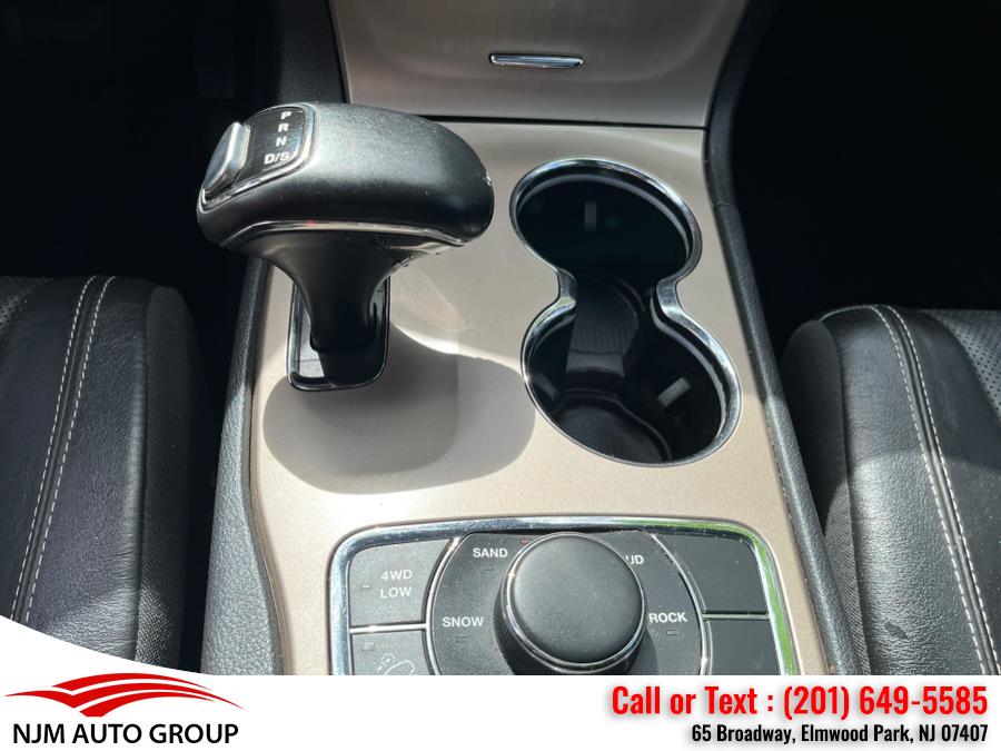 2014 Jeep Grand Cherokee 4WD 4dr Limited, available for sale in Elmwood Park, New Jersey | NJM Auto Group. Elmwood Park, New Jersey 2014 Jeep Grand Cherokee 4WD 4dr Limited, available for sale in Elmwood Park, New Jersey | NJM Auto Group. Elmwood Park, New Jersey