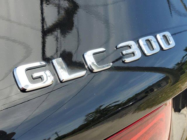 2021 Mercedes-benz Glc GLC 300, available for sale in Fort Lauderdale, Florida | CarLux Fort Lauderdale. Fort Lauderdale, Florida 2021 Mercedes-benz Glc GLC 300, available for sale in Fort Lauderdale, Florida | CarLux Fort Lauderdale. Fort Lauderdale, Florida