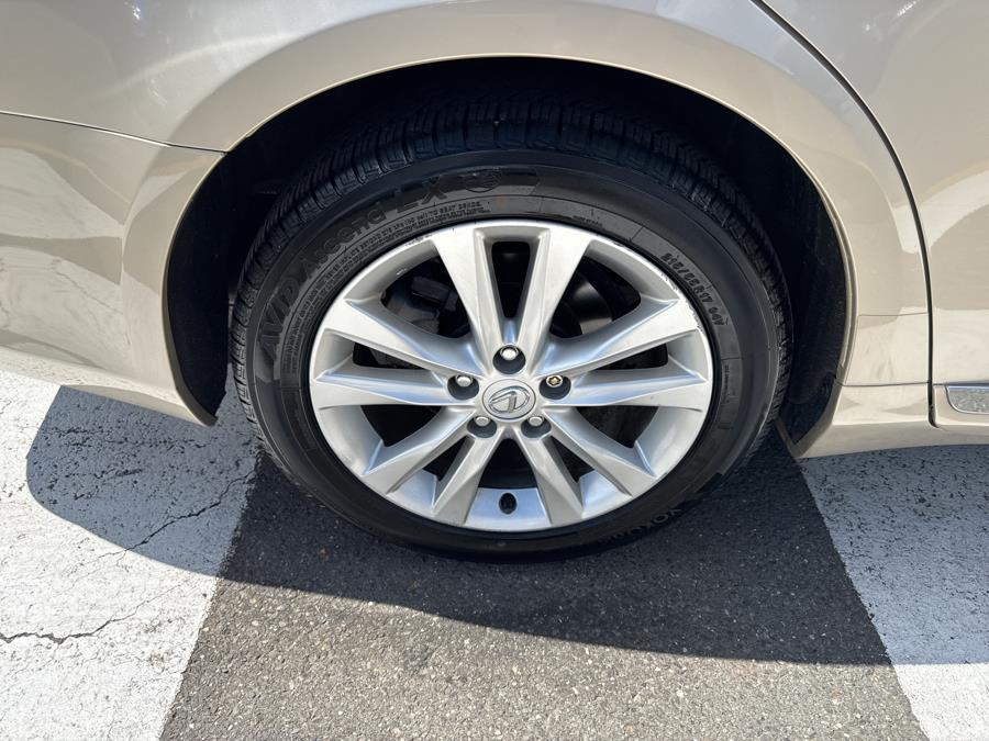 2012 Lexus ES 350 4dr Sdn, available for sale in Waterbury, Connecticut | National Auto Brokers, Inc.. Waterbury, Connecticut 2012 Lexus ES 350 4dr Sdn, available for sale in Waterbury, Connecticut | National Auto Brokers, Inc.. Waterbury, Connecticut