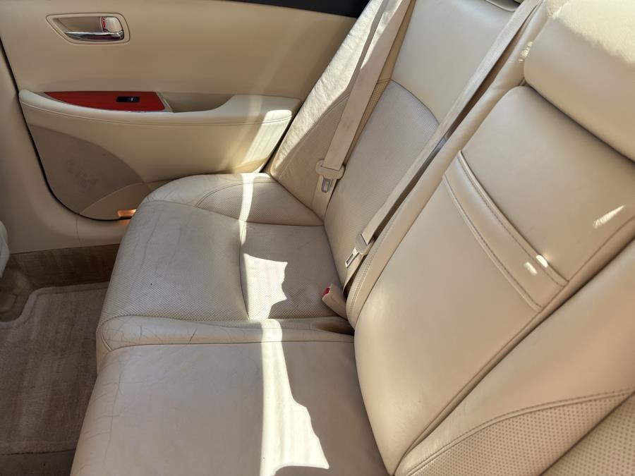 2012 Lexus ES 350 4dr Sdn, available for sale in Waterbury, Connecticut | National Auto Brokers, Inc.. Waterbury, Connecticut 2012 Lexus ES 350 4dr Sdn, available for sale in Waterbury, Connecticut | National Auto Brokers, Inc.. Waterbury, Connecticut