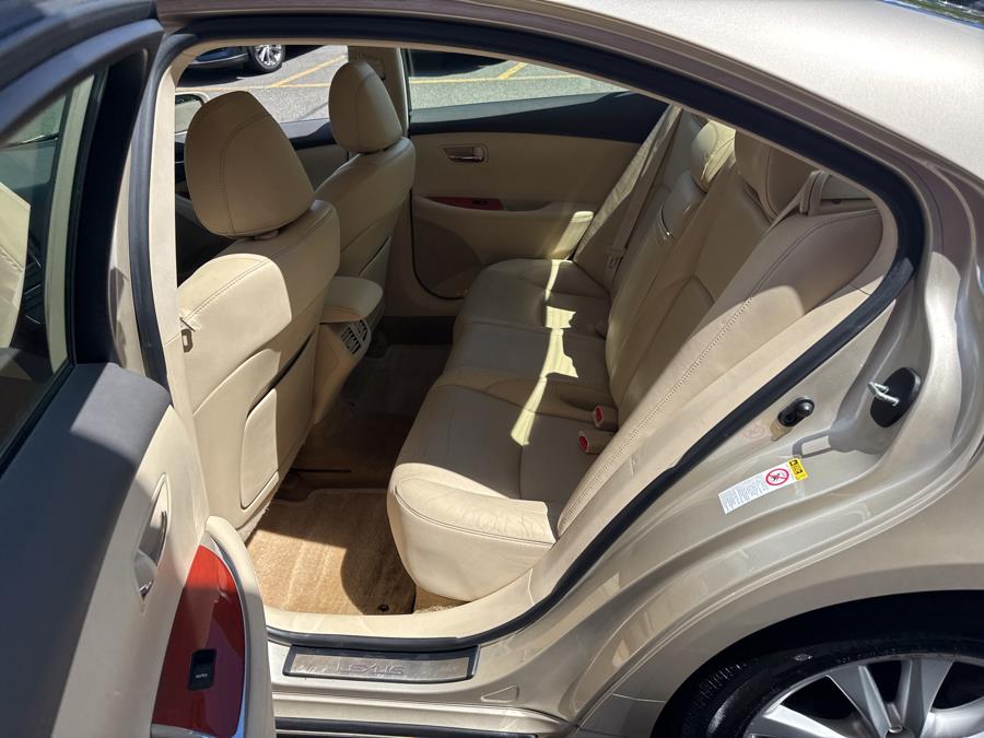 2012 Lexus ES 350 4dr Sdn, available for sale in Waterbury, Connecticut | National Auto Brokers, Inc.. Waterbury, Connecticut 2012 Lexus ES 350 4dr Sdn, available for sale in Waterbury, Connecticut | National Auto Brokers, Inc.. Waterbury, Connecticut