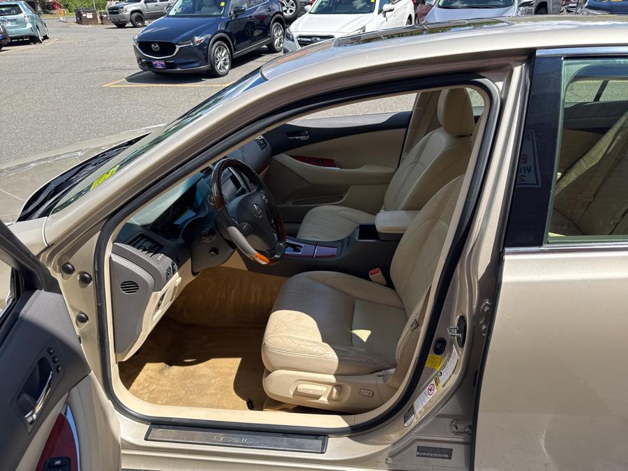 2012 Lexus ES 350 4dr Sdn, available for sale in Waterbury, Connecticut | National Auto Brokers, Inc.. Waterbury, Connecticut 2012 Lexus ES 350 4dr Sdn, available for sale in Waterbury, Connecticut | National Auto Brokers, Inc.. Waterbury, Connecticut