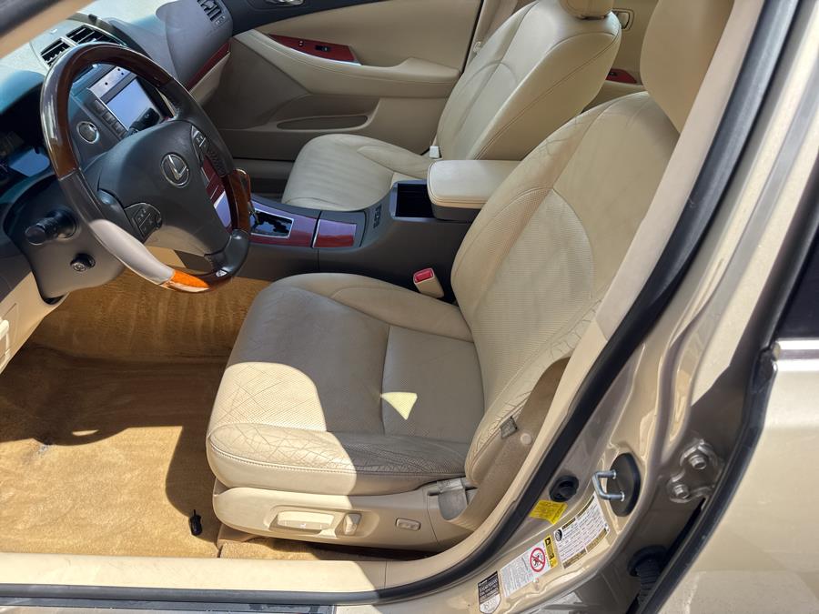 2012 Lexus ES 350 4dr Sdn, available for sale in Waterbury, Connecticut | National Auto Brokers, Inc.. Waterbury, Connecticut 2012 Lexus ES 350 4dr Sdn, available for sale in Waterbury, Connecticut | National Auto Brokers, Inc.. Waterbury, Connecticut