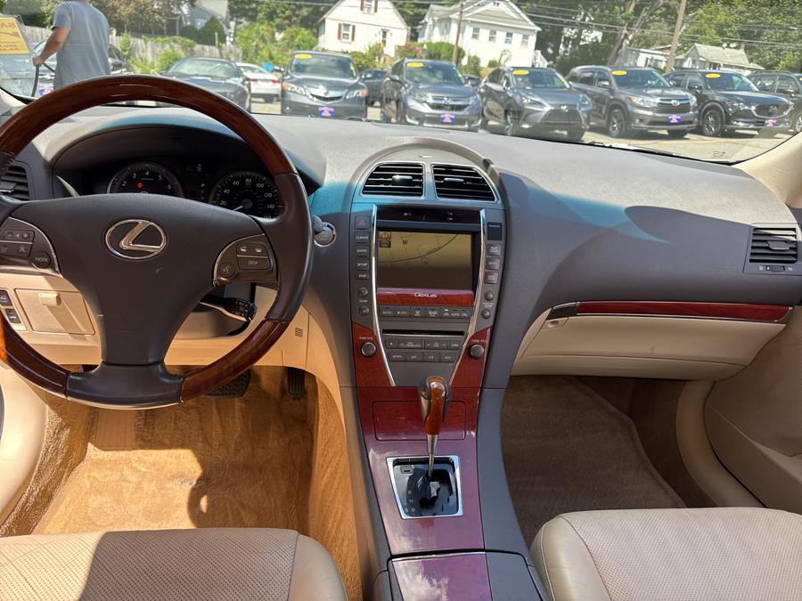 2012 Lexus ES 350 4dr Sdn, available for sale in Waterbury, Connecticut | National Auto Brokers, Inc.. Waterbury, Connecticut 2012 Lexus ES 350 4dr Sdn, available for sale in Waterbury, Connecticut | National Auto Brokers, Inc.. Waterbury, Connecticut