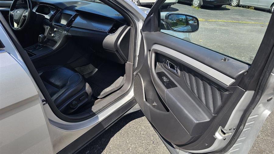 2015 Ford Taurus SEL AWD 4dr Sedan, available for sale in Wolcott, New York | Auto Hunter CNY. Wolcott, New York 2015 Ford Taurus SEL AWD 4dr Sedan, available for sale in Wolcott, New York | Auto Hunter CNY. Wolcott, New York