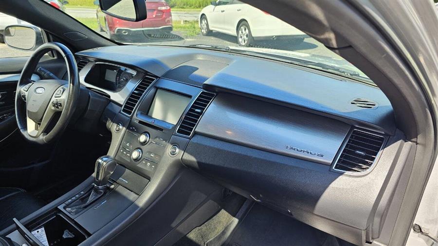 2015 Ford Taurus SEL AWD 4dr Sedan, available for sale in Wolcott, New York | Auto Hunter CNY. Wolcott, New York 2015 Ford Taurus SEL AWD 4dr Sedan, available for sale in Wolcott, New York | Auto Hunter CNY. Wolcott, New York