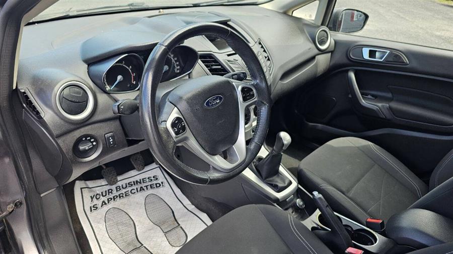 2014 Ford Fiesta SE 4dr Sedan, available for sale in Wolcott, New York | Auto Hunter CNY. Wolcott, New York 2014 Ford Fiesta SE 4dr Sedan, available for sale in Wolcott, New York | Auto Hunter CNY. Wolcott, New York