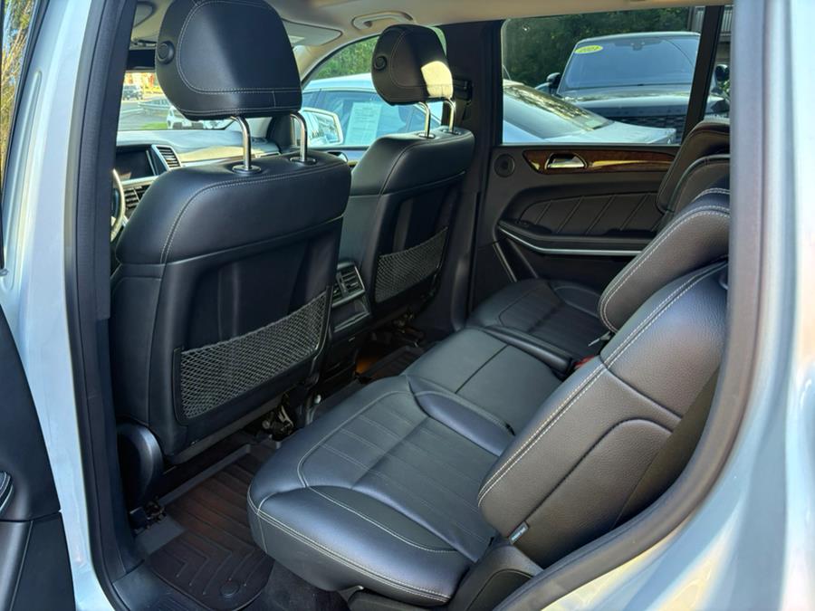 2013 Mercedes-Benz GL-Class 4MATIC 4dr GL 450, available for sale in Branford, Connecticut | J&E Auto Sales LLC. Branford, Connecticut 2013 Mercedes-Benz GL-Class 4MATIC 4dr GL 450, available for sale in Branford, Connecticut | J&E Auto Sales LLC. Branford, Connecticut