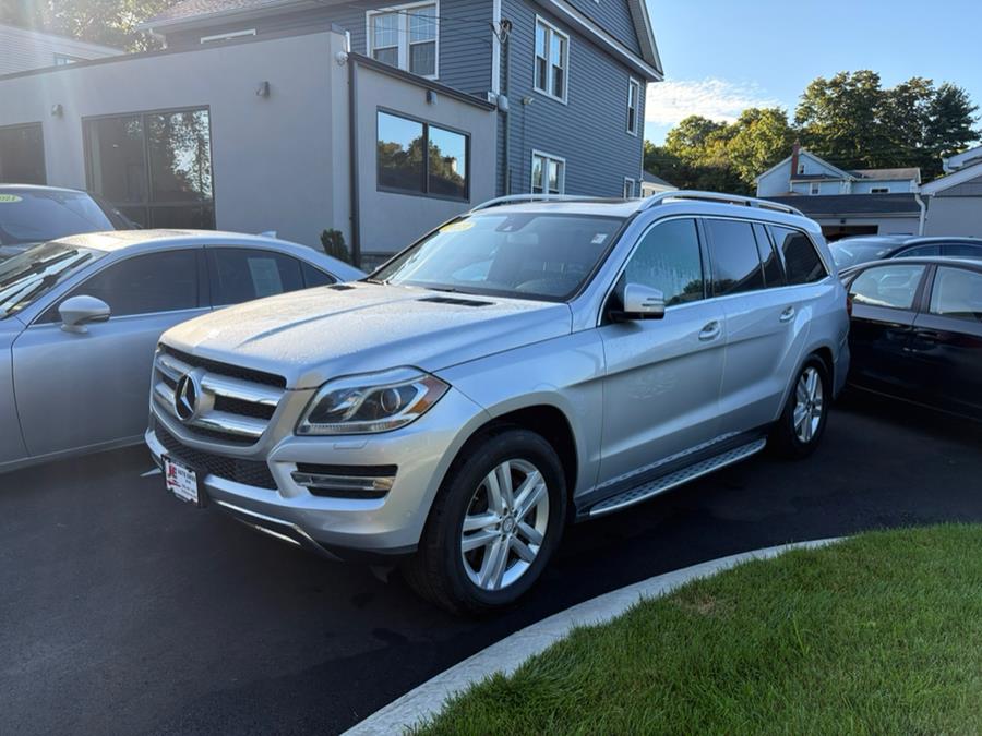 2013 Mercedes-Benz GL-Class 4MATIC 4dr GL 450, available for sale in Branford, Connecticut | J&E Auto Sales LLC. Branford, Connecticut 2013 Mercedes-Benz GL-Class 4MATIC 4dr GL 450, available for sale in Branford, Connecticut | J&E Auto Sales LLC. Branford, Connecticut