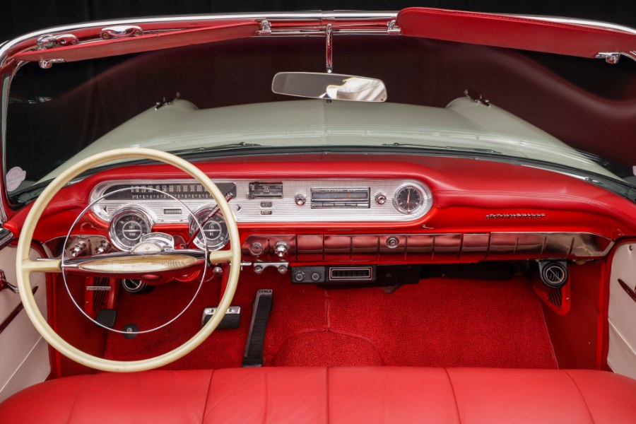 1959 Pontiac Bonneville Convertible, available for sale in North Salem, New York | Meccanic Shop North Inc. North Salem, New York 1959 Pontiac Bonneville Convertible, available for sale in North Salem, New York | Meccanic Shop North Inc. North Salem, New York
