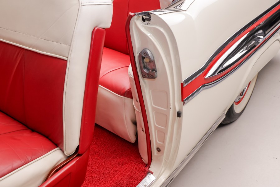 1959 Pontiac Bonneville Convertible, available for sale in North Salem, New York | Meccanic Shop North Inc. North Salem, New York 1959 Pontiac Bonneville Convertible, available for sale in North Salem, New York | Meccanic Shop North Inc. North Salem, New York