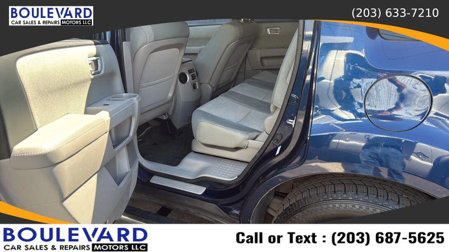2015 Honda Pilot LX Sport Utility 4D, available for sale in New Haven, Connecticut | Boulevard Motors LLC. New Haven, Connecticut 2015 Honda Pilot LX Sport Utility 4D, available for sale in New Haven, Connecticut | Boulevard Motors LLC. New Haven, Connecticut