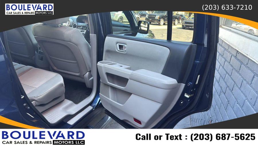 2015 Honda Pilot LX Sport Utility 4D, available for sale in New Haven, Connecticut | Boulevard Motors LLC. New Haven, Connecticut 2015 Honda Pilot LX Sport Utility 4D, available for sale in New Haven, Connecticut | Boulevard Motors LLC. New Haven, Connecticut