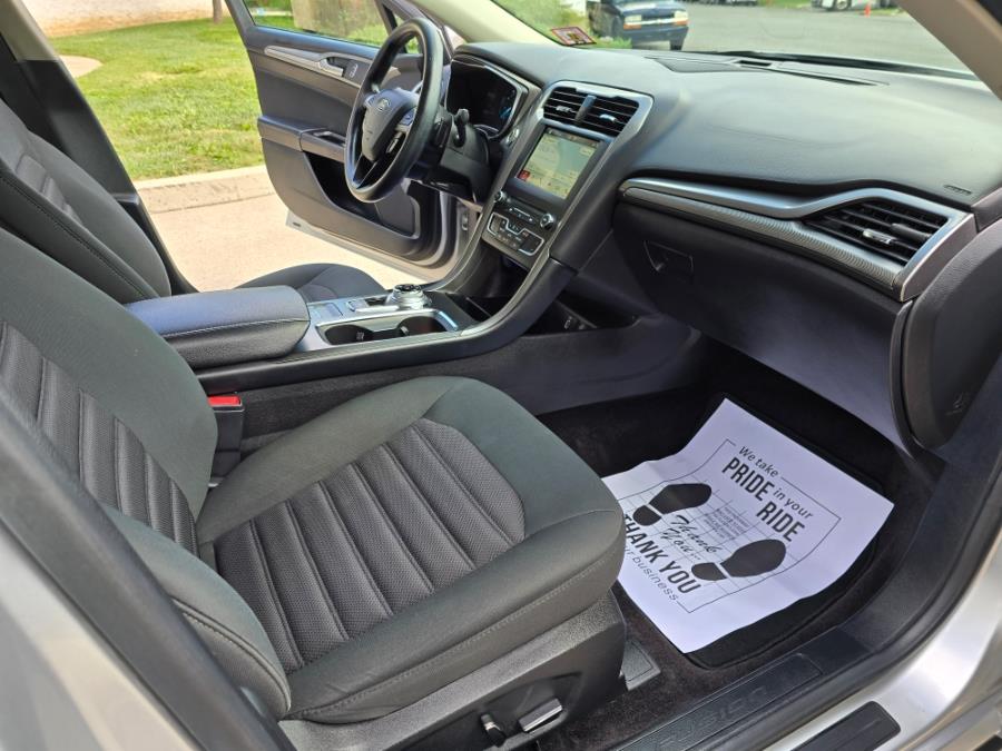 2017 Ford Fusion SE FWD, available for sale in Philadelphia, Pennsylvania | Eugen's Auto Sales & Repairs. Philadelphia, Pennsylvania 2017 Ford Fusion SE FWD, available for sale in Philadelphia, Pennsylvania | Eugen's Auto Sales & Repairs. Philadelphia, Pennsylvania