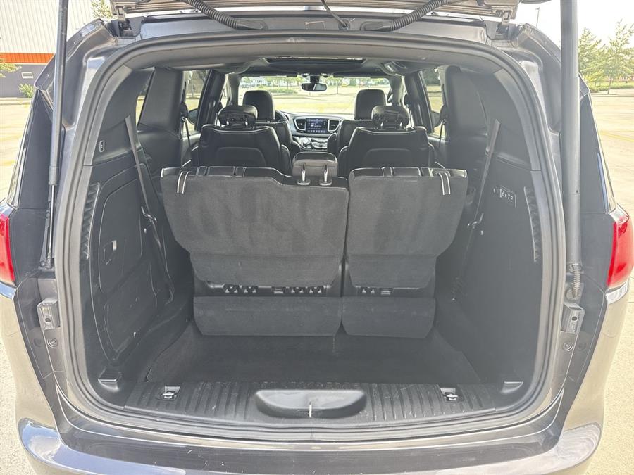 2019 Chrysler Pacifica Limited, available for sale in Elida, Ohio | Josh's All Under Ten LLC. Elida, Ohio 2019 Chrysler Pacifica Limited, available for sale in Elida, Ohio | Josh's All Under Ten LLC. Elida, Ohio