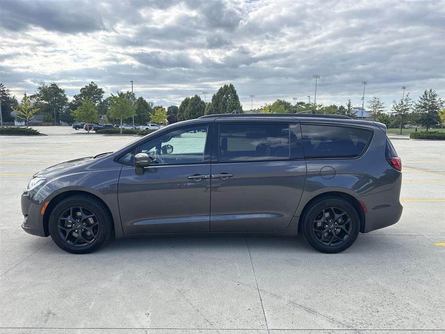 2019 Chrysler Pacifica Limited, available for sale in Elida, Ohio | Josh's All Under Ten LLC. Elida, Ohio 2019 Chrysler Pacifica Limited, available for sale in Elida, Ohio | Josh's All Under Ten LLC. Elida, Ohio