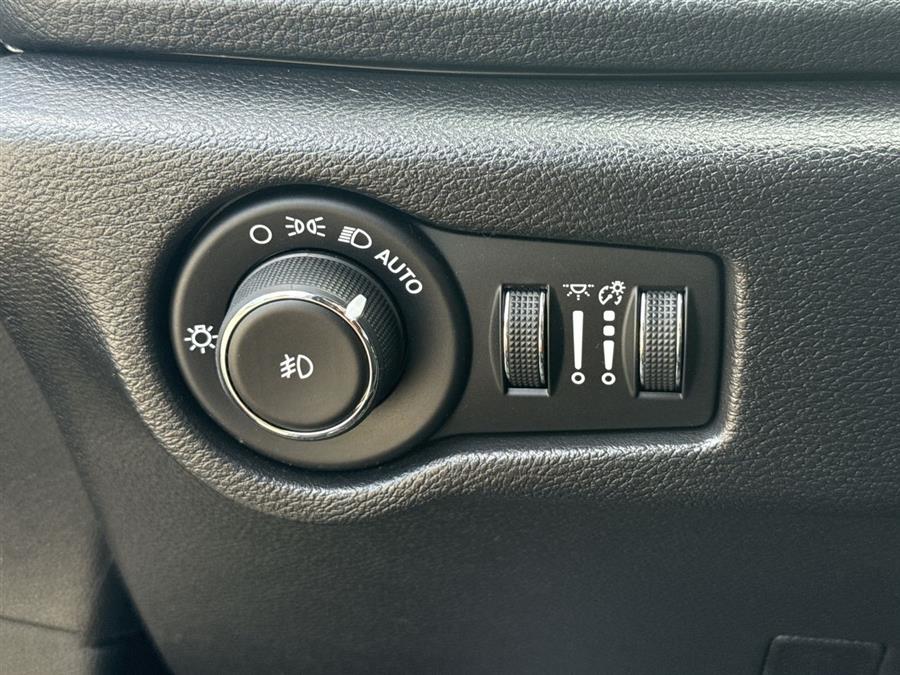 2019 Chrysler Pacifica Limited, available for sale in Elida, Ohio | Josh's All Under Ten LLC. Elida, Ohio 2019 Chrysler Pacifica Limited, available for sale in Elida, Ohio | Josh's All Under Ten LLC. Elida, Ohio