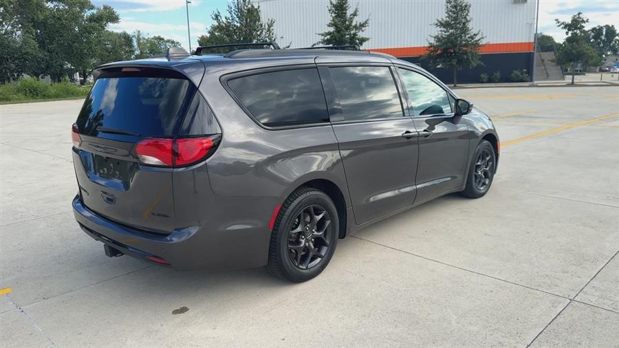 2019 Chrysler Pacifica Limited, available for sale in Elida, Ohio | Josh's All Under Ten LLC. Elida, Ohio 2019 Chrysler Pacifica Limited, available for sale in Elida, Ohio | Josh's All Under Ten LLC. Elida, Ohio
